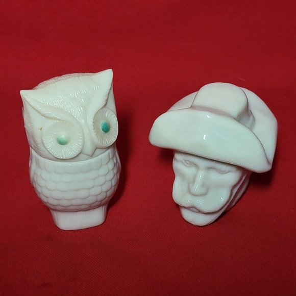 VTG Avon Collectibles Owl & Cowboy Cream Glass Decanter Set of 2 - Picture 8 of 11
